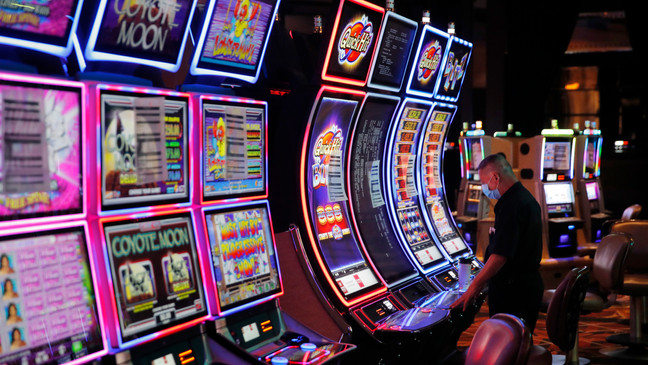 Spinning Tactics: Strategies for Winning at Slot Games